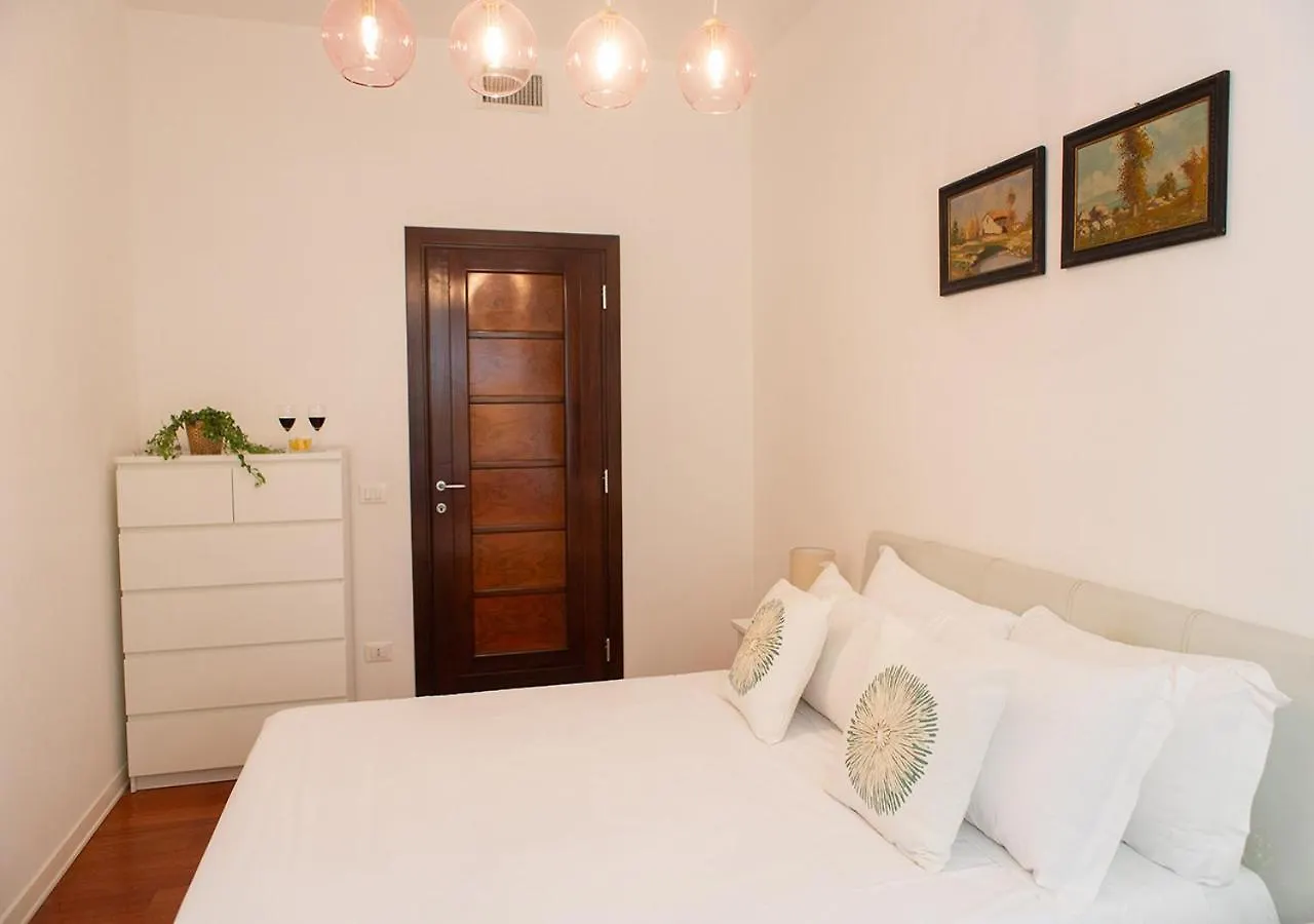 Apartment Termini Alever Apartament 3 Bedrooms Rome